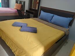 Rayonghouse Resort