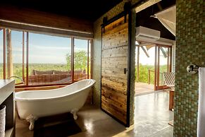 IsiLimela Game Lodge