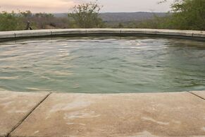 IsiLimela Game Lodge