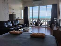 Banchaitalay Room