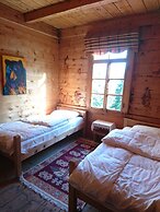 Demircioglu Pokut Dag Evi