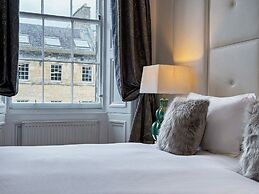 Hanover 71 Suites