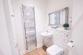 Hanover 71 Suites