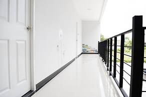 Diamond Place
