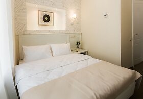 Tchaikovsky Hotel