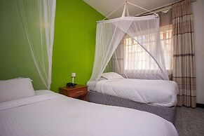Hotel Embassy