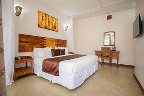 The Smith Hotel