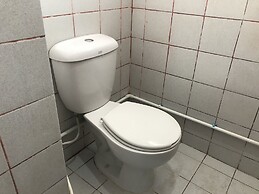 Ponlaan Apartment