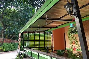 Home Hug Pak Sabai