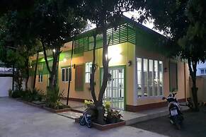 Home Hug Pak Sabai