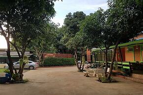Home Hug Pak Sabai
