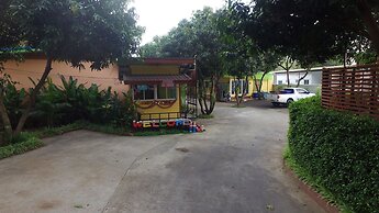 Home Hug Pak Sabai