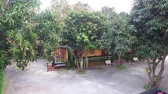 Home Hug Pak Sabai
