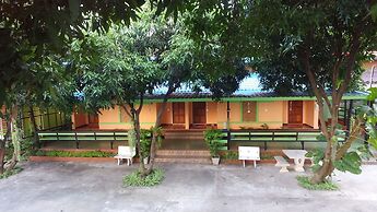 Home Hug Pak Sabai