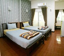 Home Hug Pak Sabai