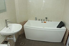 Veer Hotel