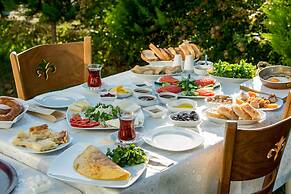 Cunda Nefes Hotel