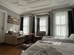 Jasmine Apartment