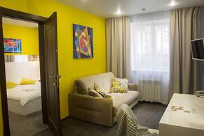 Maxim Park Hotel