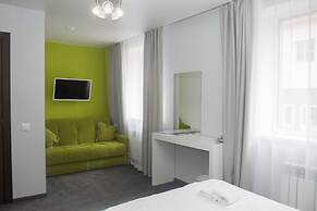 Maxim Park Hotel