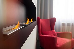 Maxim Park Hotel