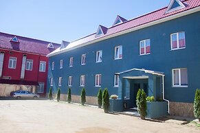 Maxim Park Hotel