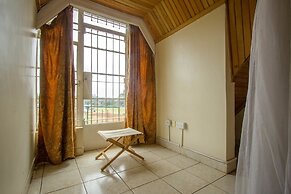 Harlequin Suites Hotel