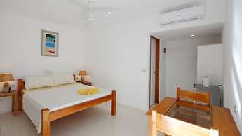 Alona Gecko Inn