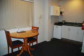 Aquarius Motel