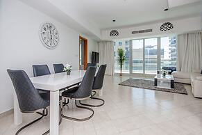 The Waves by Deluxe Holiday Homes