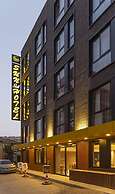 Sun Suit Hotel