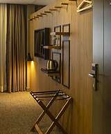 Sun Suit Hotel