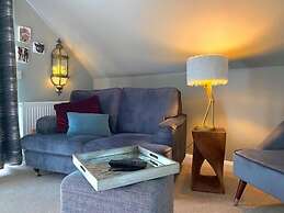 Dunroamin Apartment