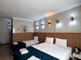 Koc Hotel