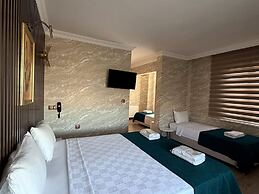 Koc Hotel