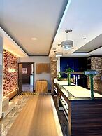 Koc Hotel