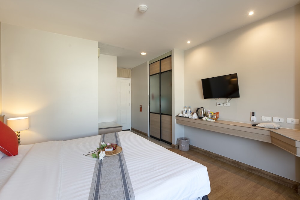 Bangkok Loft Inn
