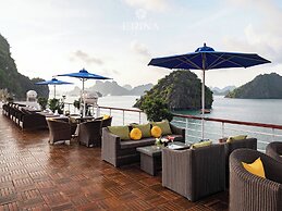 Rosa Boutique Cruise