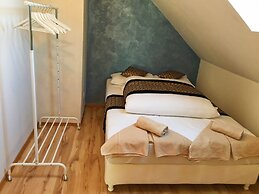 Astoria Apartments