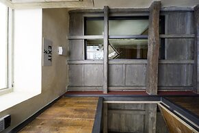Evans House