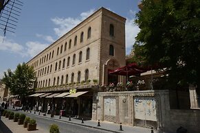 Kaya Ninova Hotel