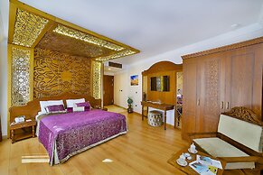 Kaya Ninova Hotel
