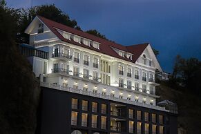 Mell Hotel
