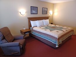 Northwoods Motel