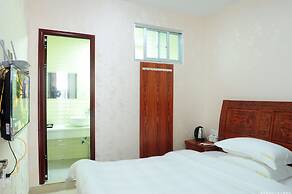 Celebrity  Apartment Hotel