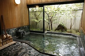 Yufuin Onsen Ryokan Hananomai