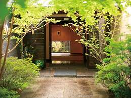 Yufuin Onsen Ryokan Hananomai