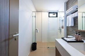 Metropolis Suites Bangkok, Tapestry Collection by Hilton