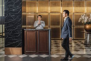 Metropolis Suites Bangkok, Tapestry Collection by Hilton