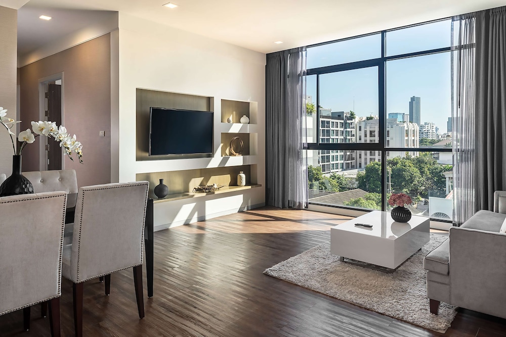 Metropolis Suites Bangkok, Tapestry Collection by Hilton
